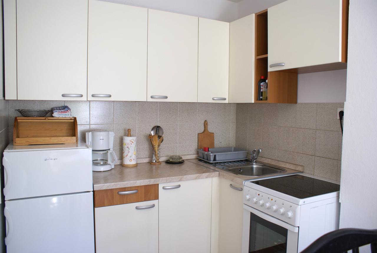 Apartment Ana M Krk Town Exterior foto