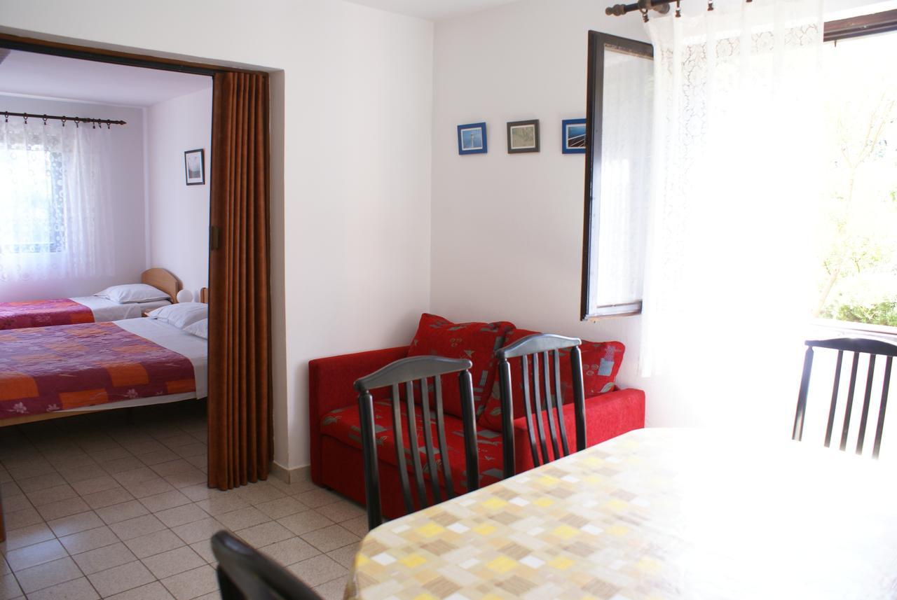 Apartment Ana M Krk Town Exterior foto